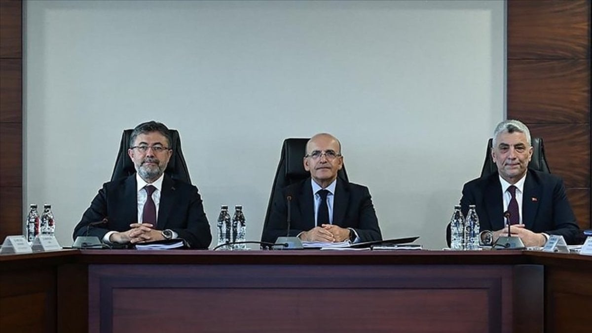 Gıda Komitesi, Mehmet Şimşek’in ev sahipliğinde toplandı