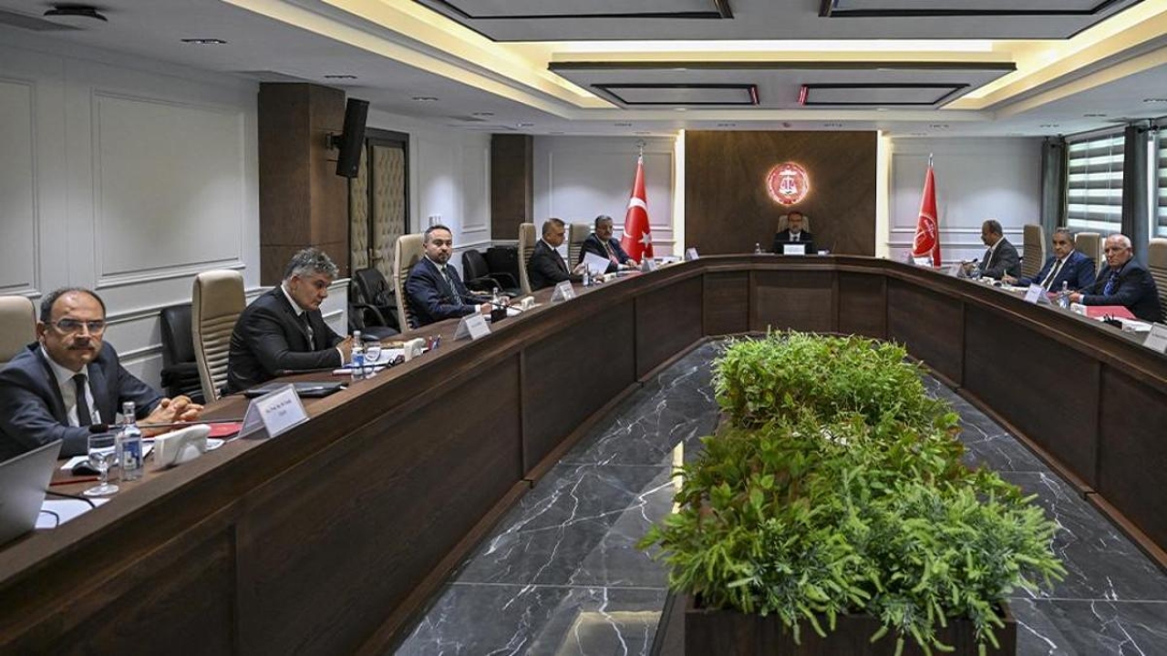 Memur Zammı İçin Kritik Toplantı: Kamu Çalışanları Gözlerini 31 Ağustos’a Çevirdi